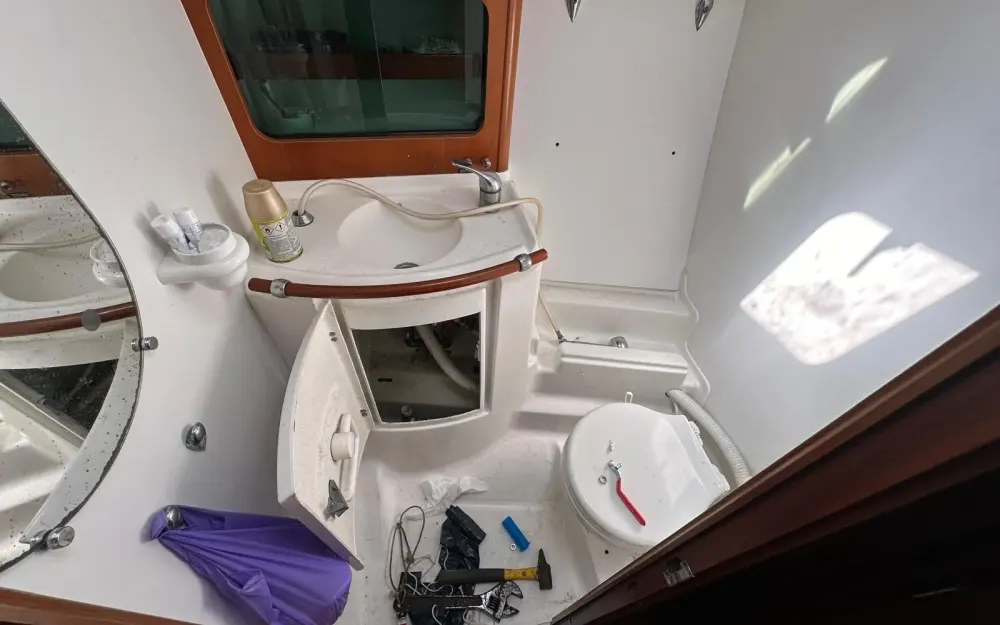 slider 16 Beneteau Oceanis 411