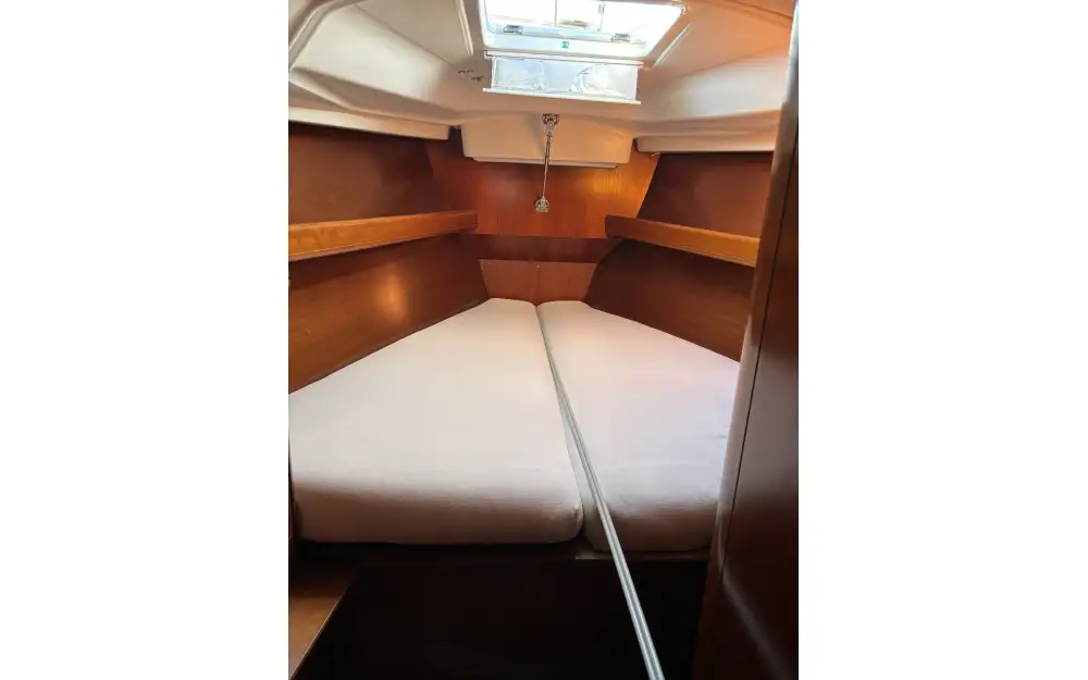 slider 5 Beneteau Oceanis 411