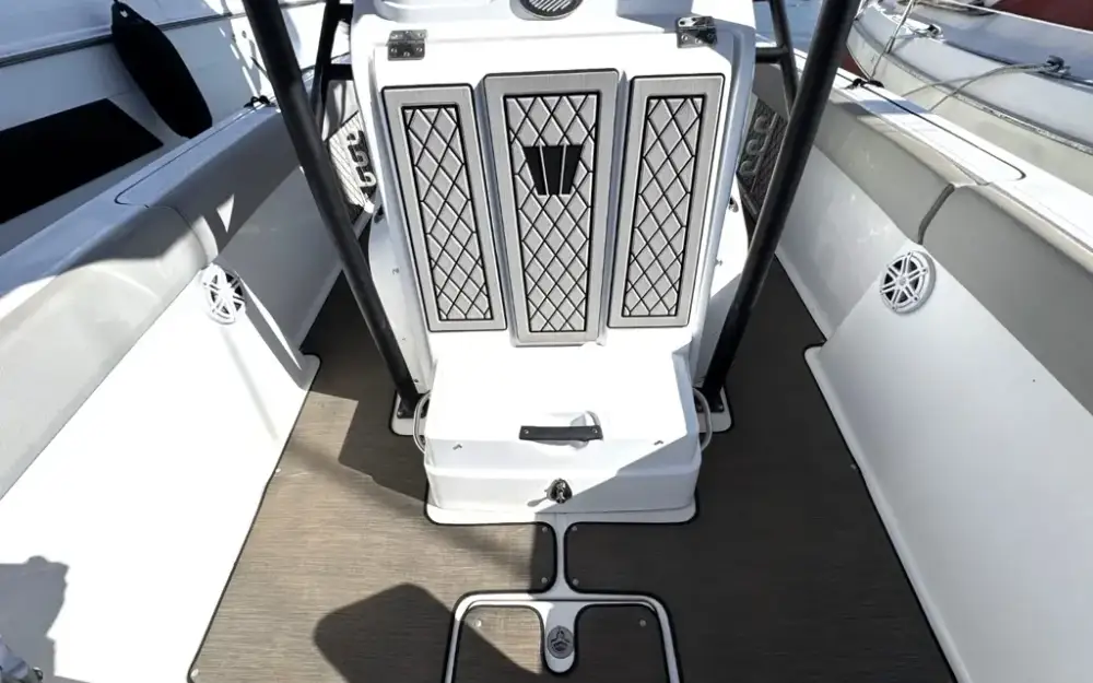 slider 13 Wellcraft Fisherman 242