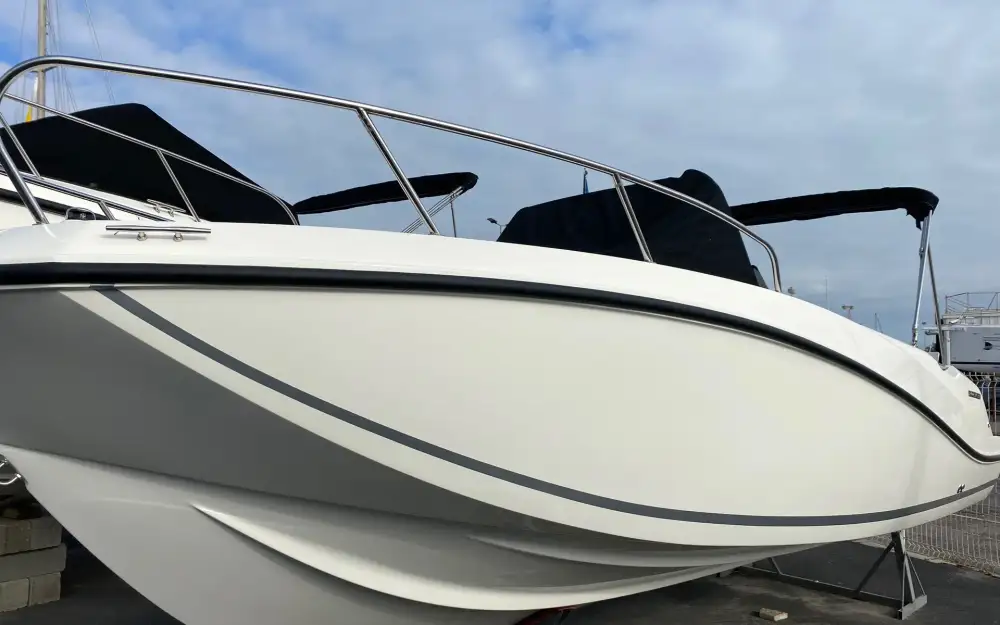 slider 0 Quicksilver Activ 675 Open