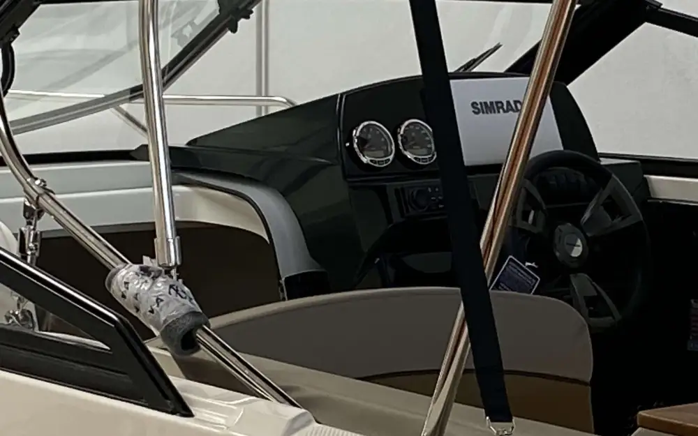 slider 9 Quicksilver Activ 675 Cruiser