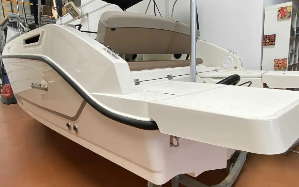 slider 6 Quicksilver Activ 675 Cruiser