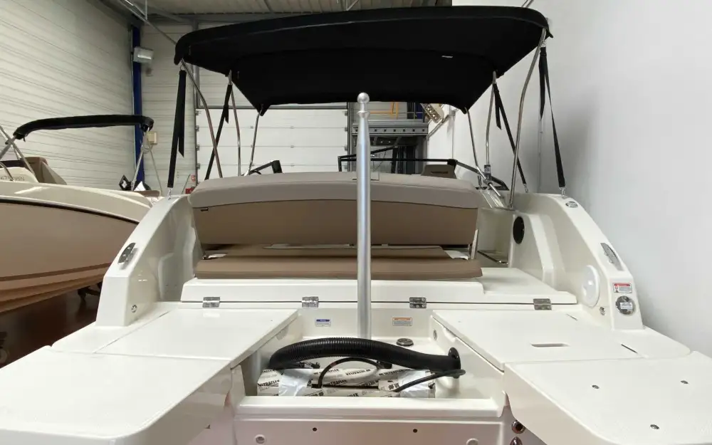 slider 7 Quicksilver Activ 675 Cruiser