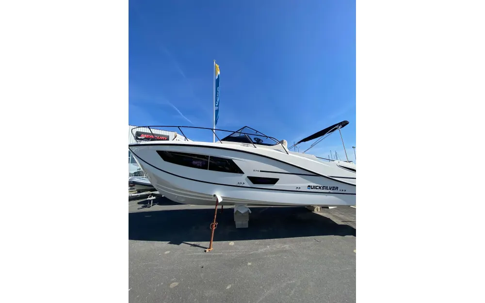 slider 0 Quicksilver Activ 875 Sundeck - null