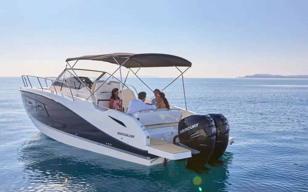 slider 5 Quicksilver Activ 875 Sundeck