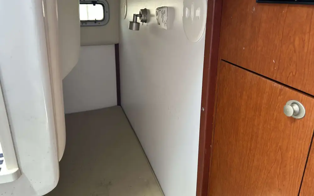 slider 3 Boston Whaler  305 Conquest