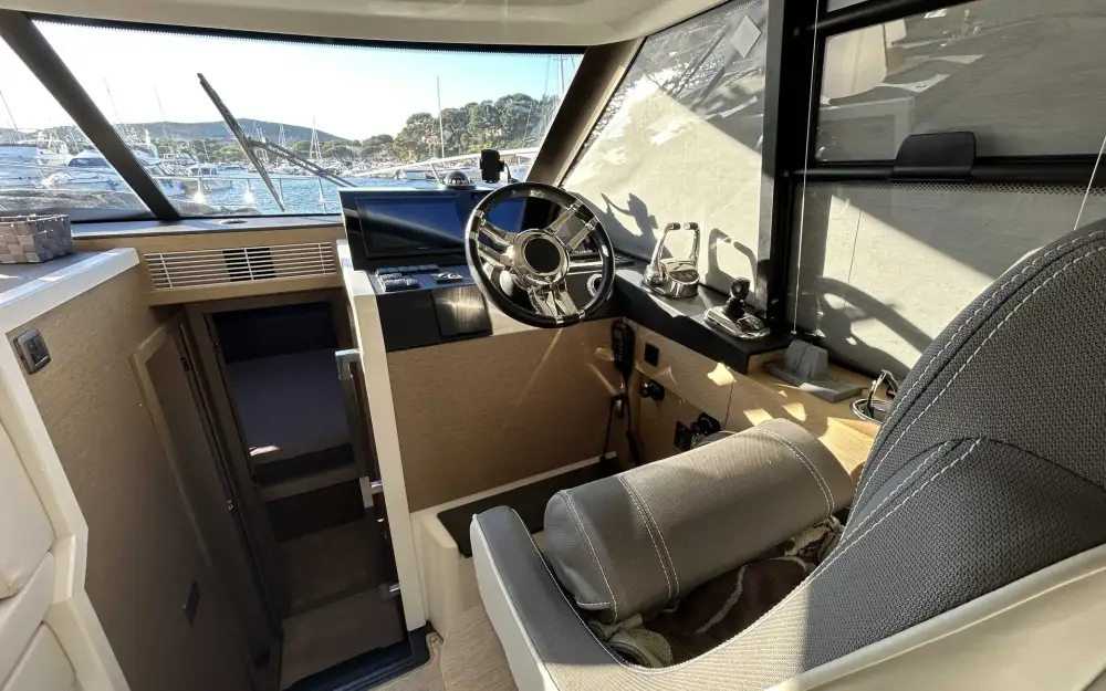 slider 2 Jeanneau Prestige 420 S
