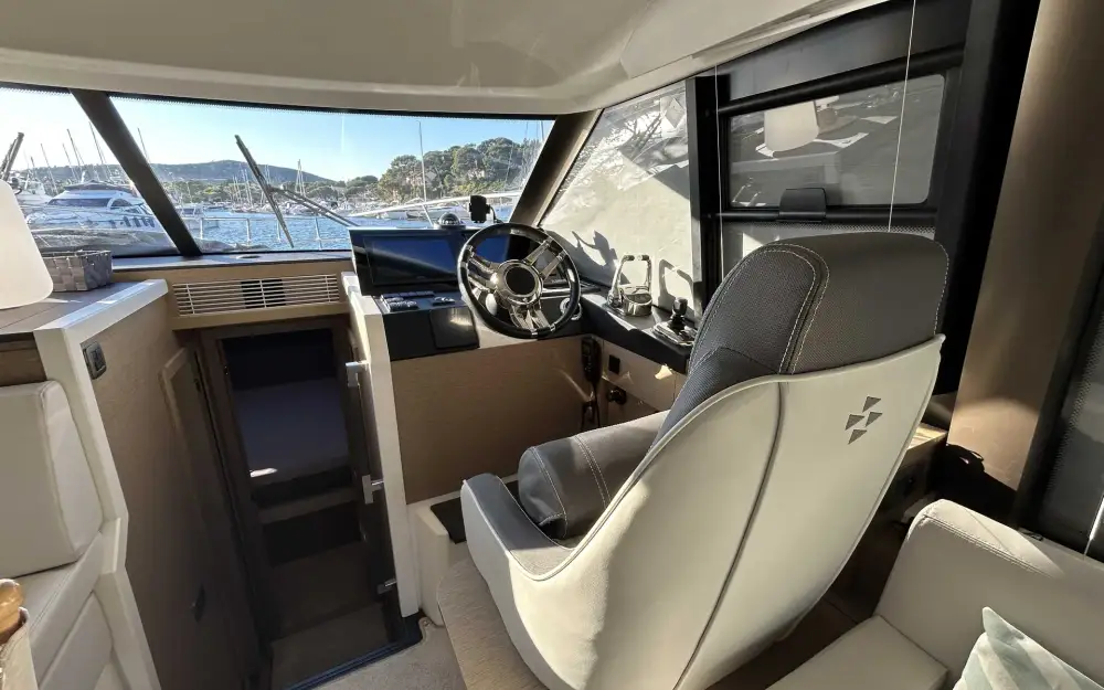 slider 7 Jeanneau Prestige 420 S