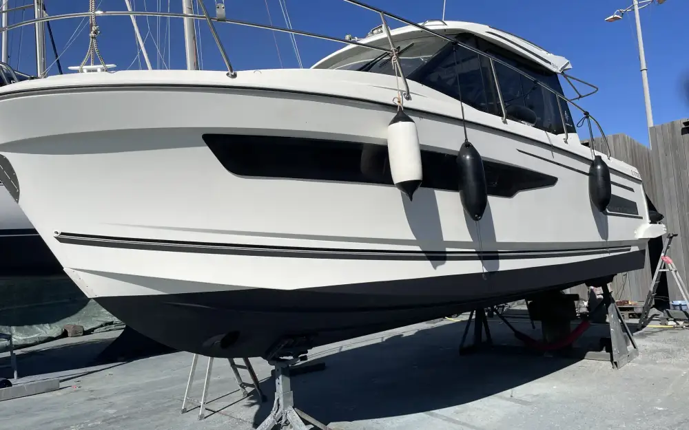 slider 0 Jeanneau Merry Fisher 895