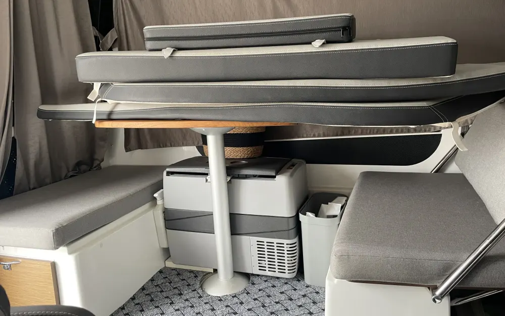 slider 4 Jeanneau Merry Fisher 895