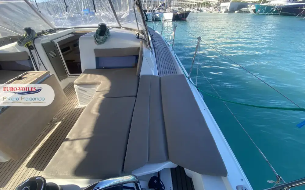 slider 5 Jeanneau Sun Odyssey 490