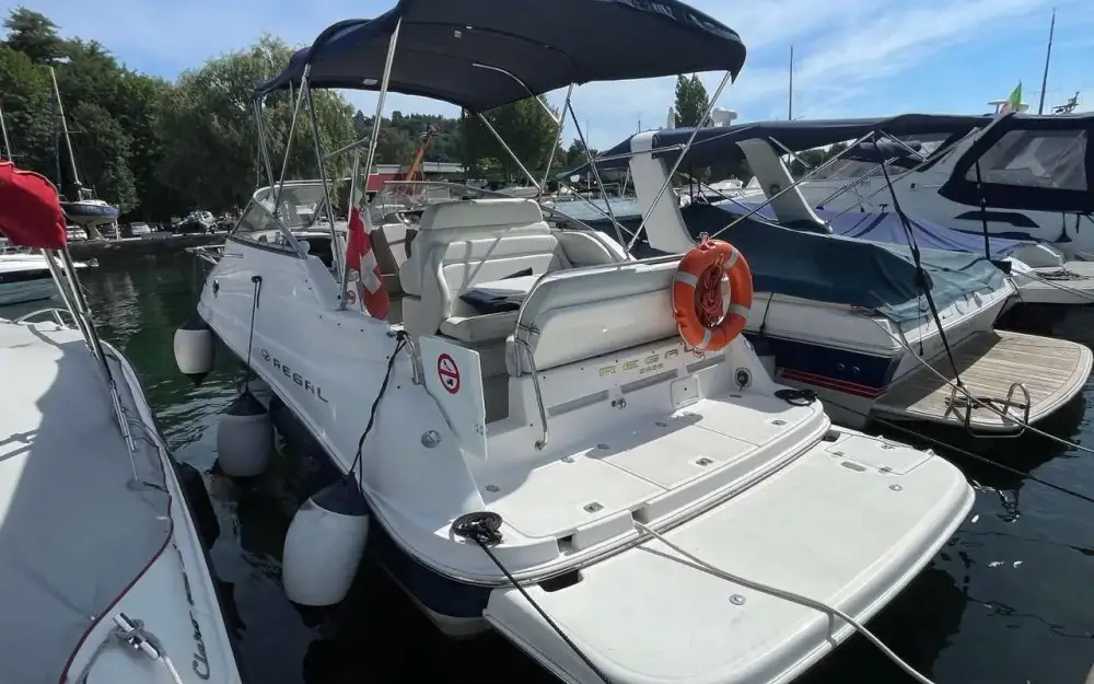 slider 0 Regal Commodore 2665