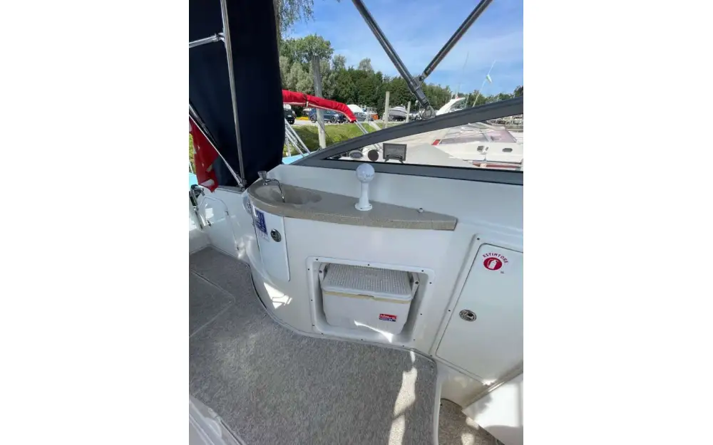 slider 20 Regal Commodore 2665