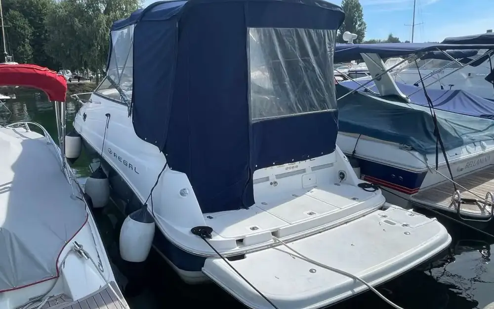 slider 22 Regal Commodore 2665