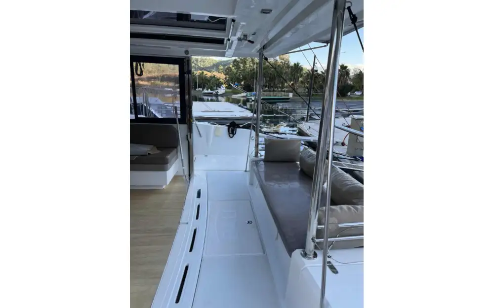 slider 1 Bali Catamarans Bali 4.1