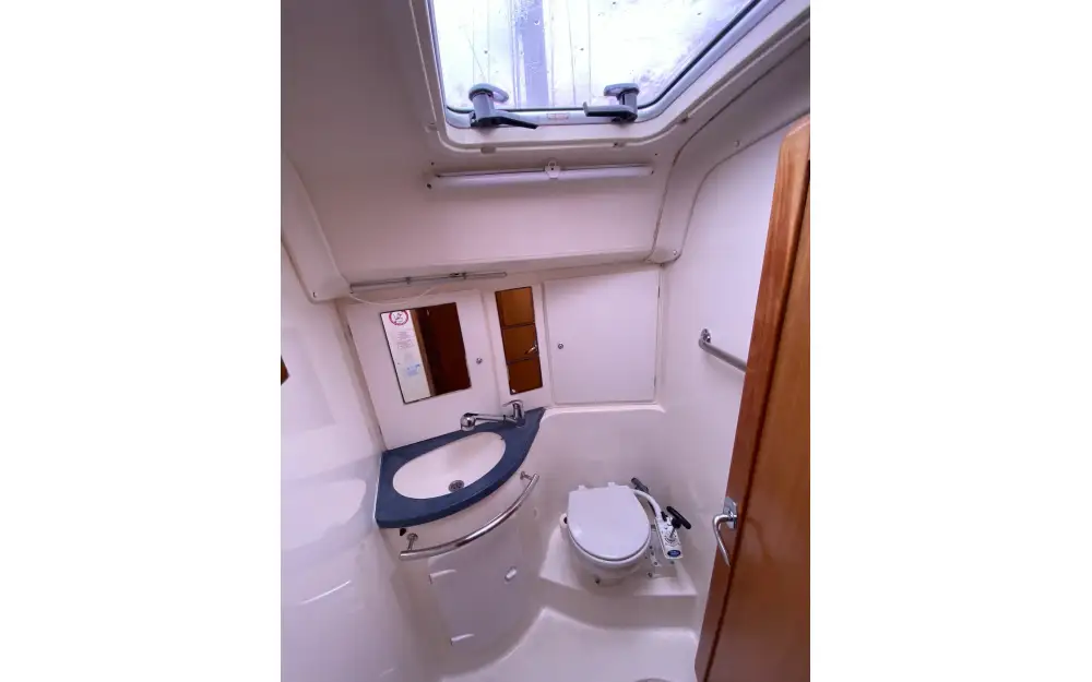 slider 7 Bavaria  50 Cruiser
