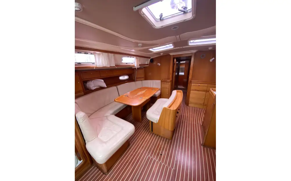 slider 8 Bavaria  50 Cruiser