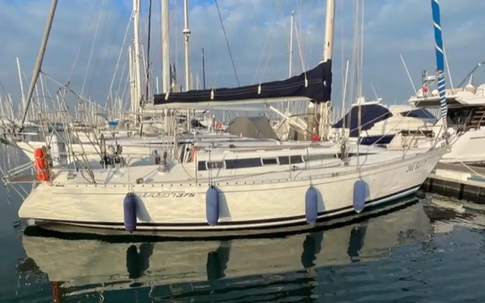 slider 0 Beneteau First 375
