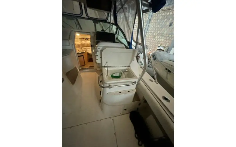 slider 2 Boston Whaler  285 Conquest