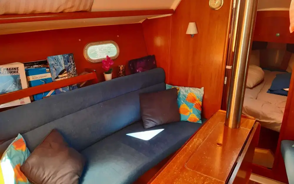 slider 15 Jeanneau Sun Odyssey 32