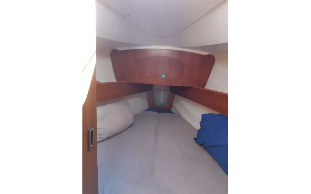 slider 19 Jeanneau Sun Odyssey 32