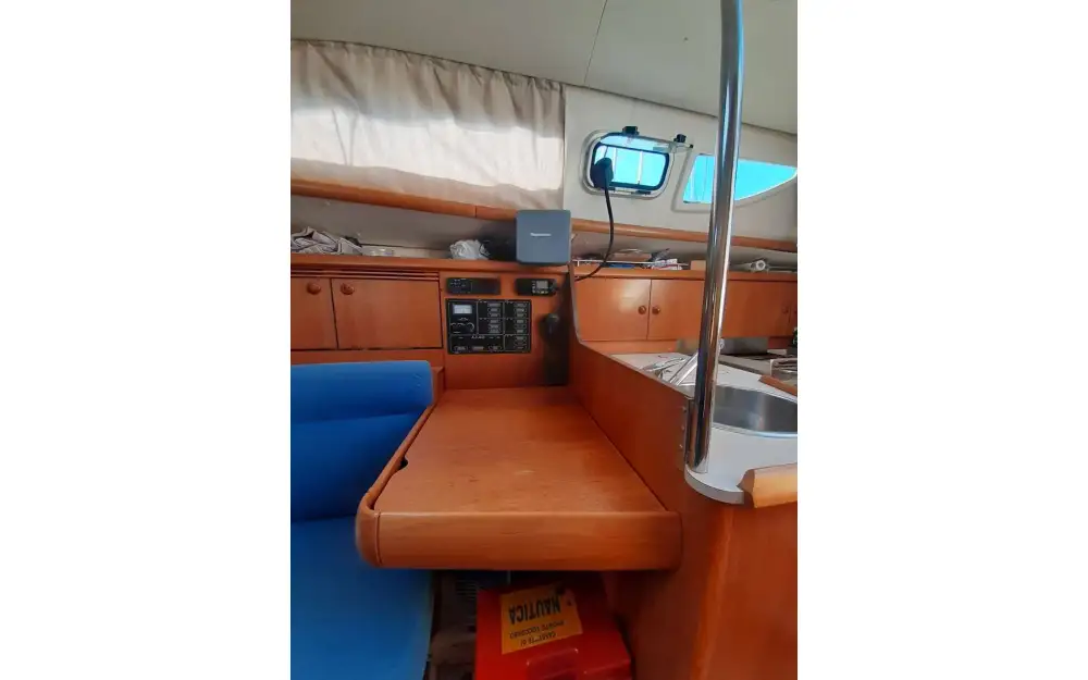 slider 3 Jeanneau Sun Odyssey 32