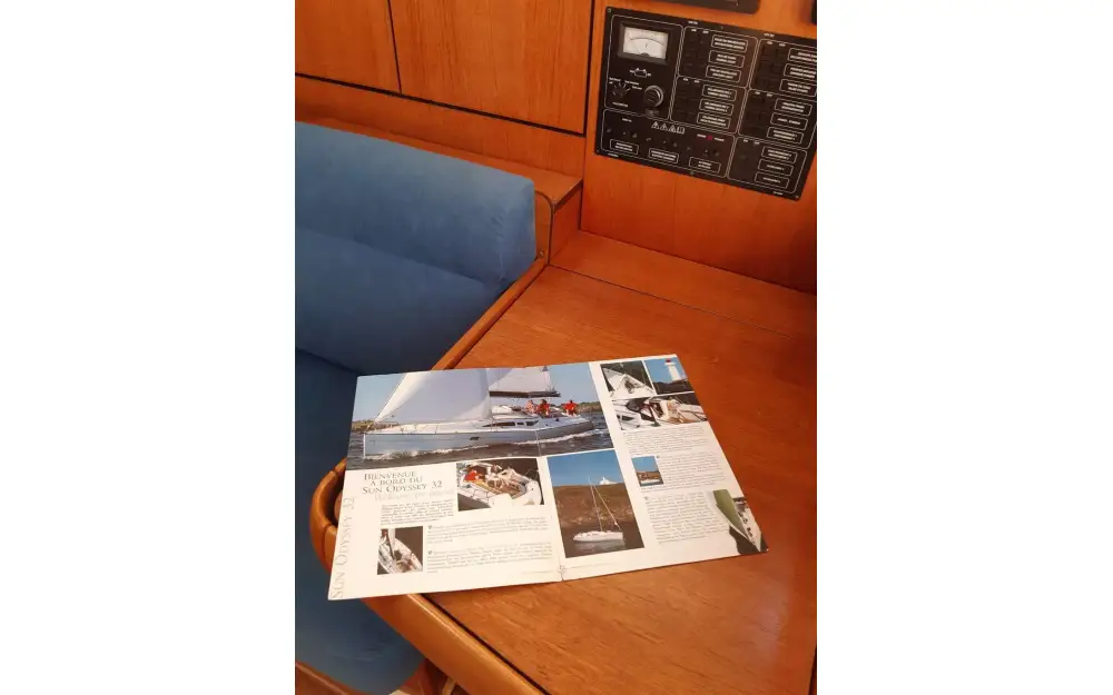 slider 6 Jeanneau Sun Odyssey 32