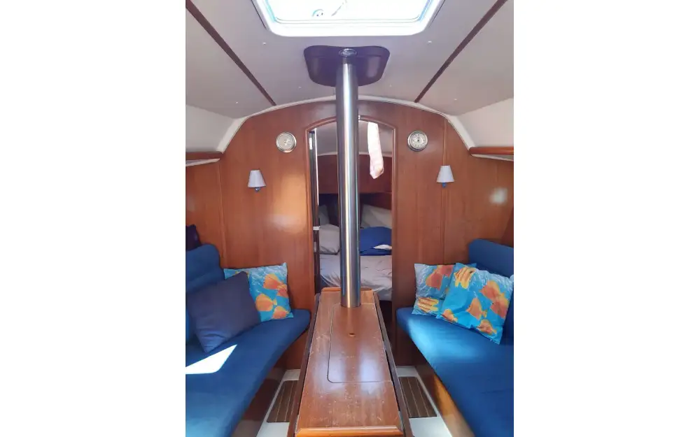 slider 8 Jeanneau Sun Odyssey 32