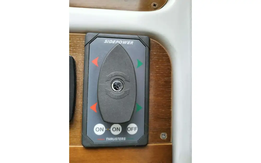 slider 6 Beneteau Antares 10.80