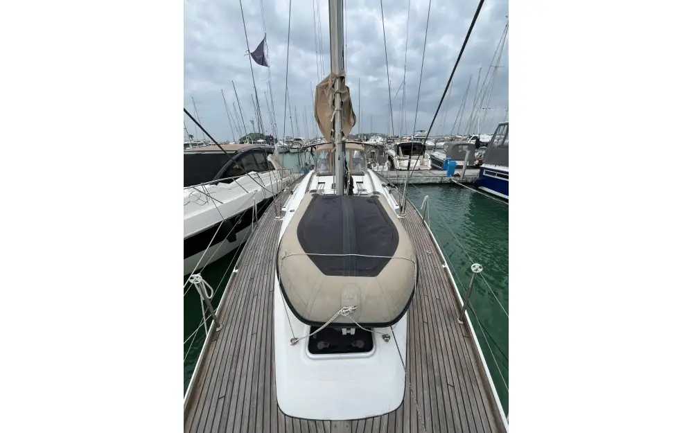 slider 1 Beneteau Oceanis 46