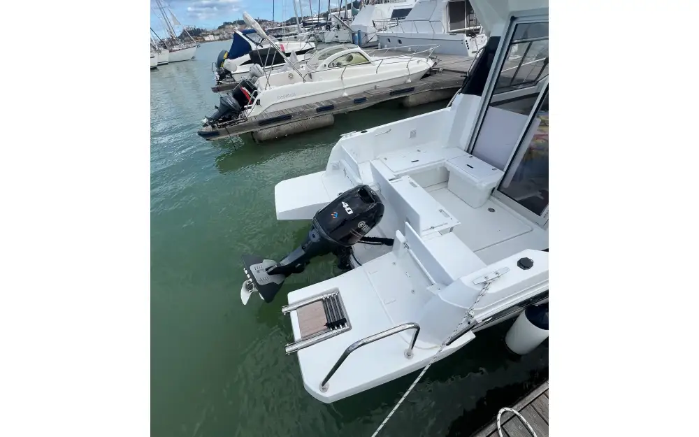 slider 21 Jeanneau Merry Fisher 605