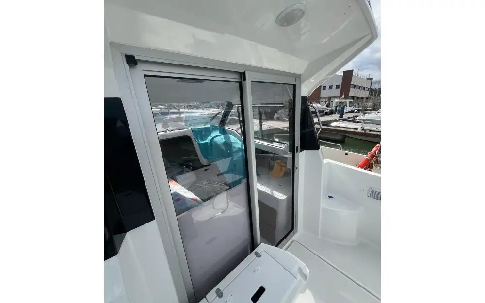 slider 2 Jeanneau Merry Fisher 605