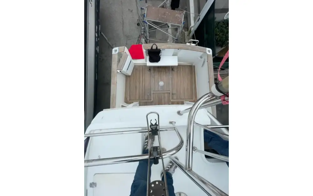 slider 10 Beneteau Antares 10.80