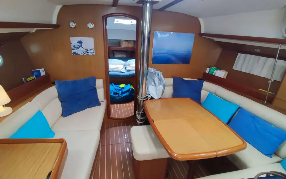 slider 11 Jeanneau Sun Odyssey 42 i
