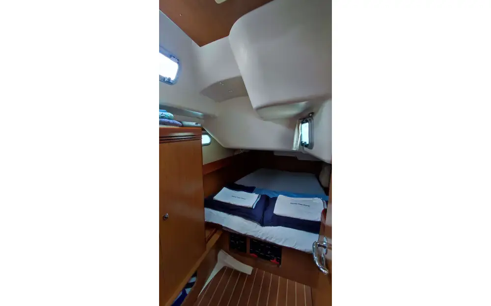 slider 2 Jeanneau Sun Odyssey 42 i