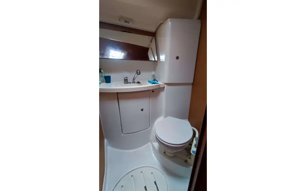 slider 8 Jeanneau Sun Odyssey 42 i