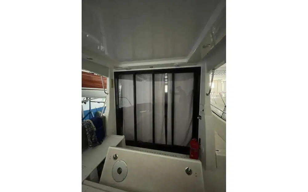slider 6 Beneteau Antares 11