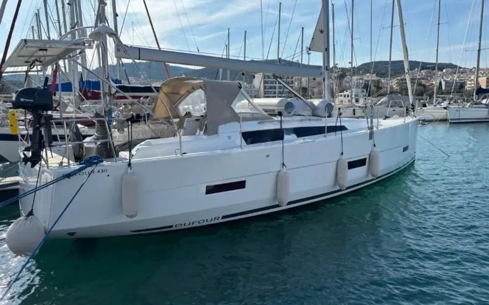 slider 0 Dufour 430