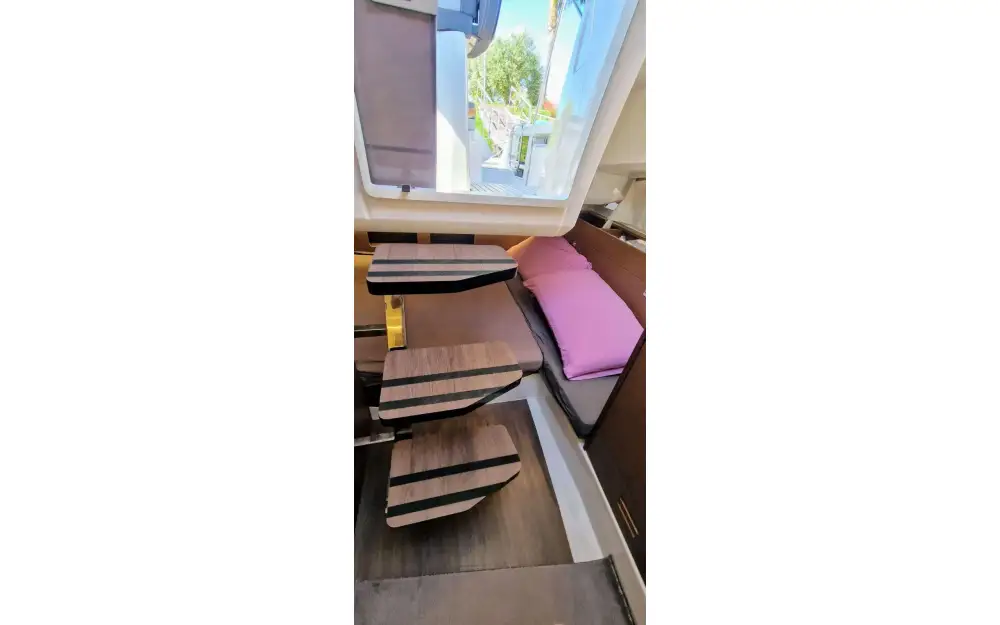 slider 7 Jeanneau Cap Camarat 9.0 WA