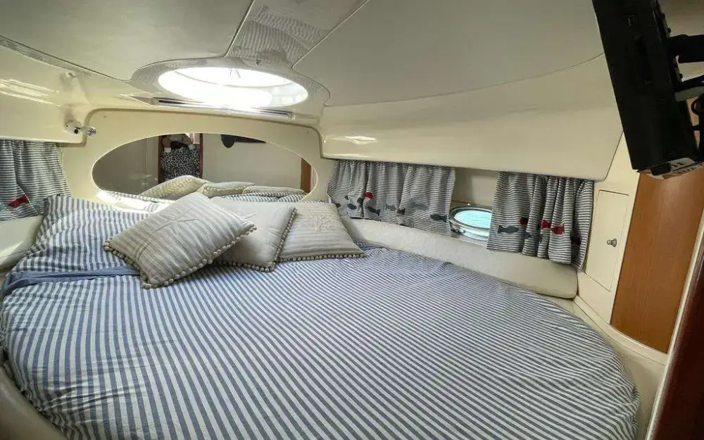slider 11 Sessa Marine Oyster 35