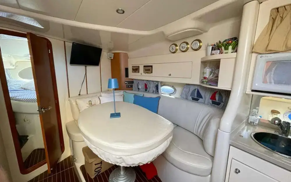 slider 7 Sessa Marine Oyster 35