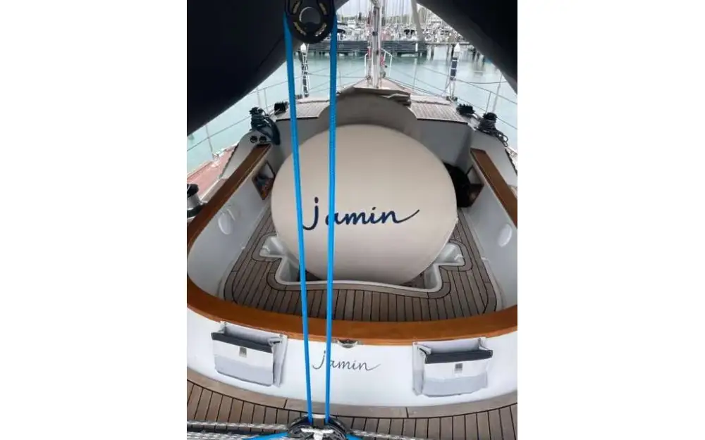 slider 1 Comar Yachts Comet 51 CC