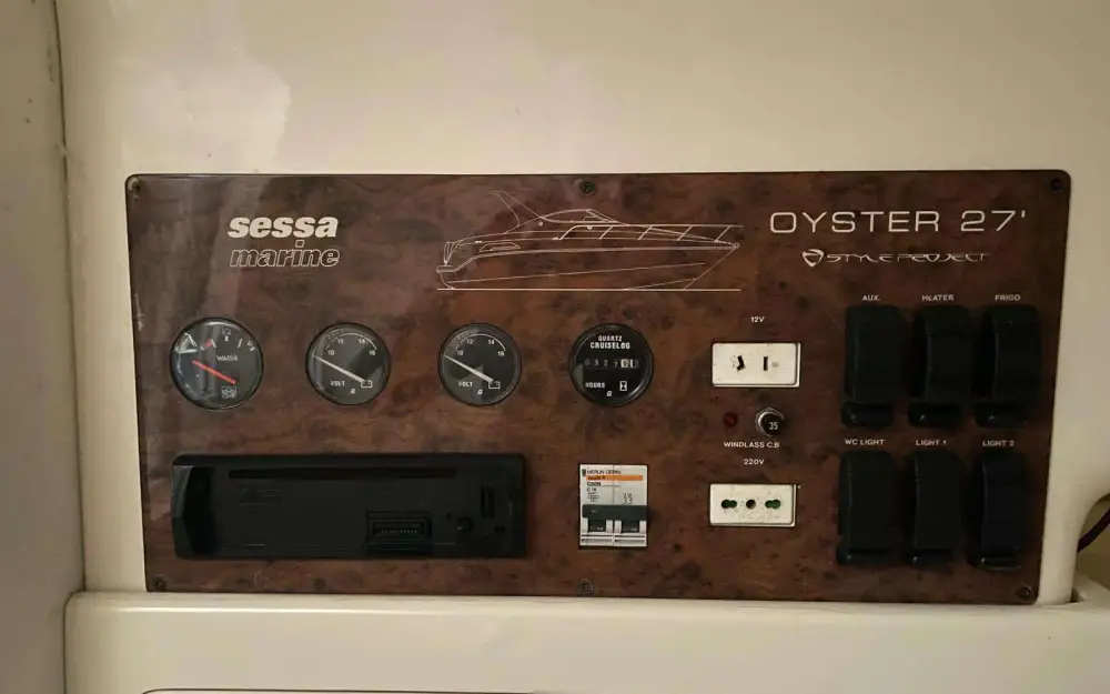 slider 9 Sessa Marine Oyster 27