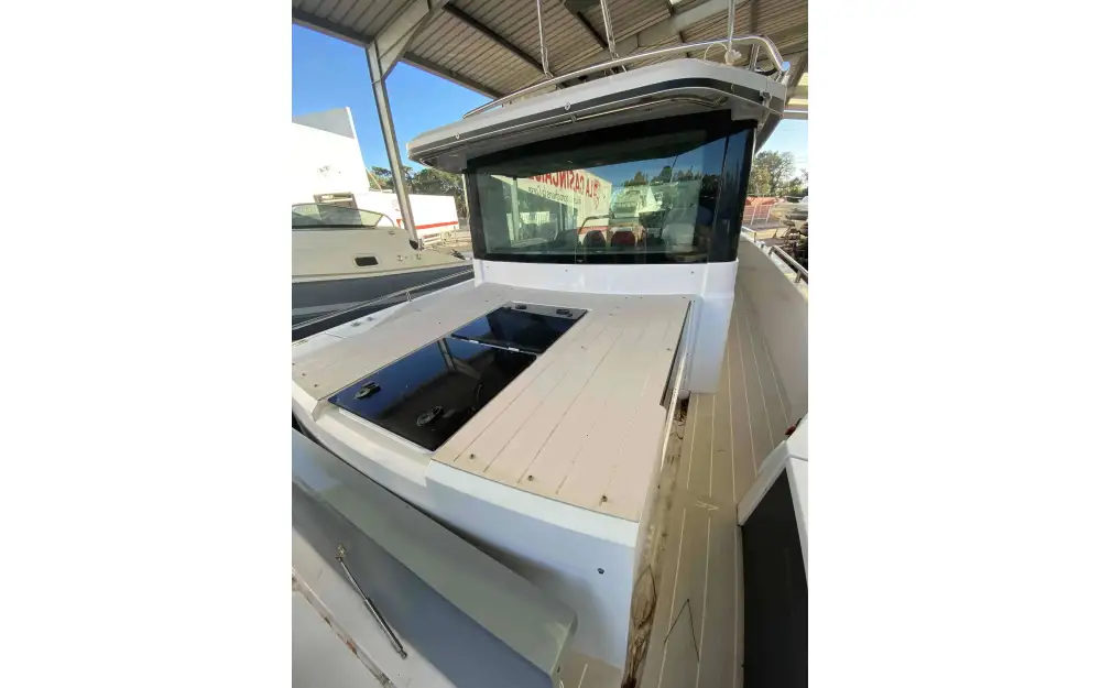slider 13 Axopar  37 SC