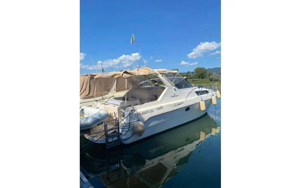 slider 0 Cranchi  32 Cruiser