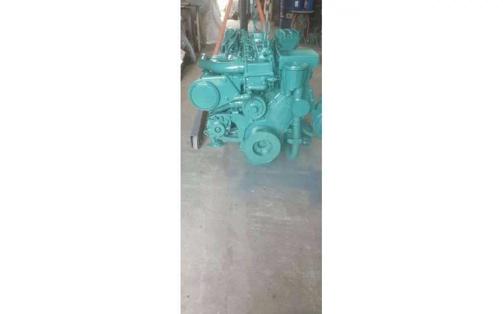 slider 12 Cranchi  32 Cruiser
