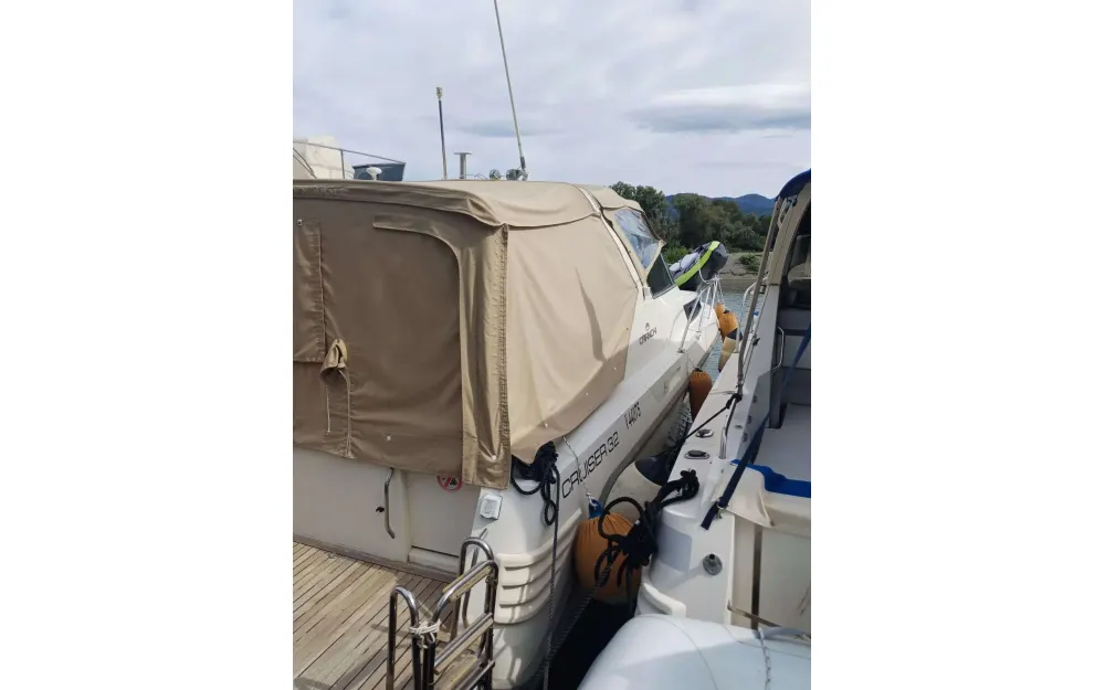 slider 14 Cranchi  32 Cruiser