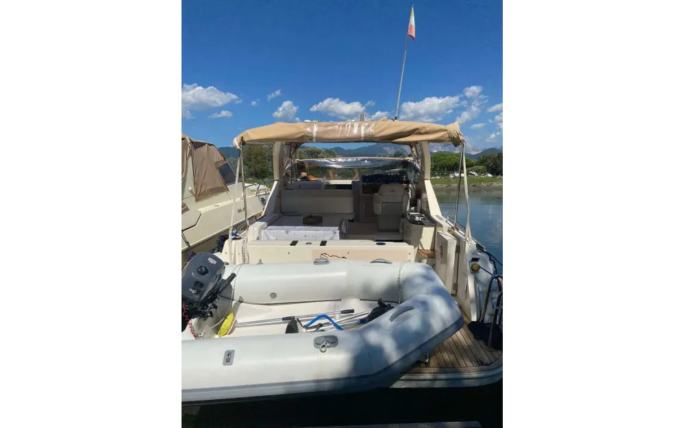 slider 15 Cranchi  32 Cruiser