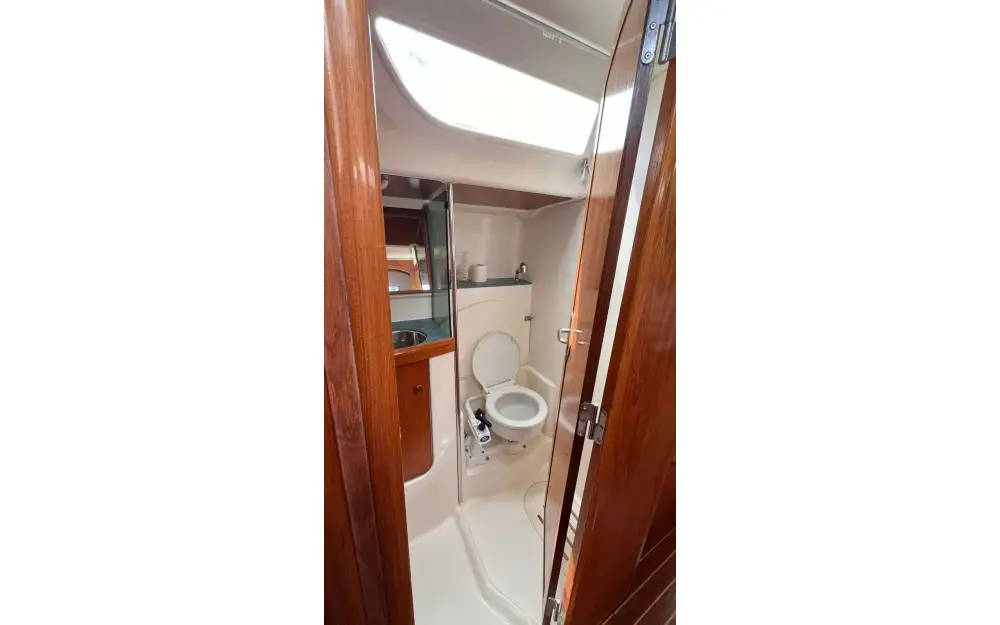 slider 13 Jeanneau Sun Odyssey 43