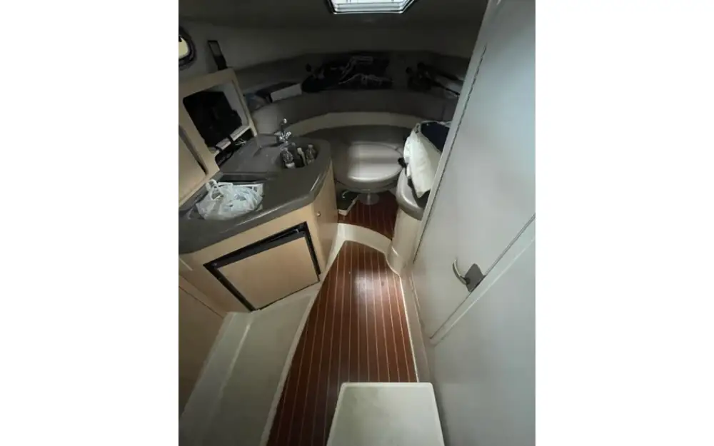 slider 1 Boston Whaler  28 Conquest